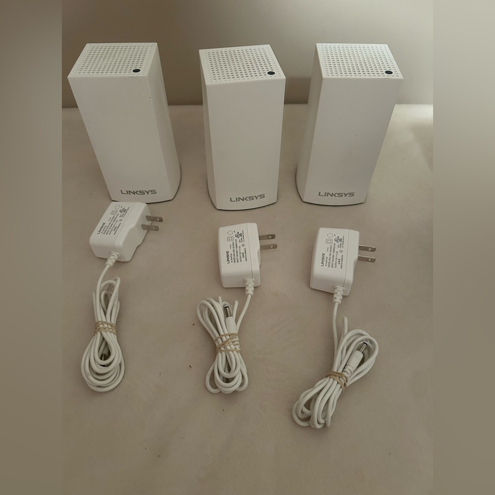 Linksys White Network Extender Trio